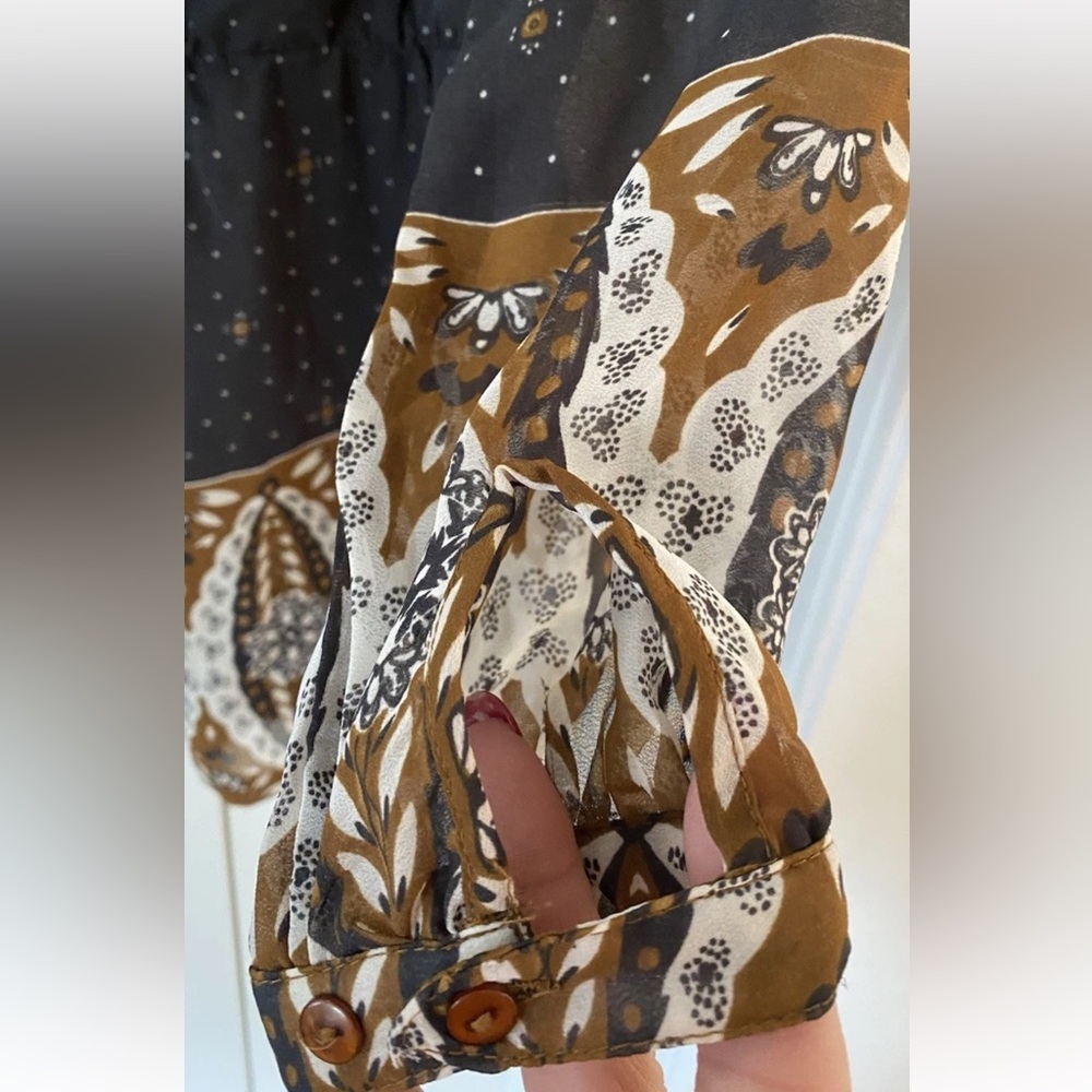 EUC Japan Jumper Romper Shorts Women’s Size S Ajrakh style Paisley Print Boho - Picture 16 of 16